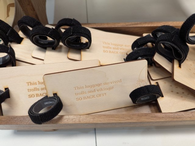 Luggage tags from Gløtt