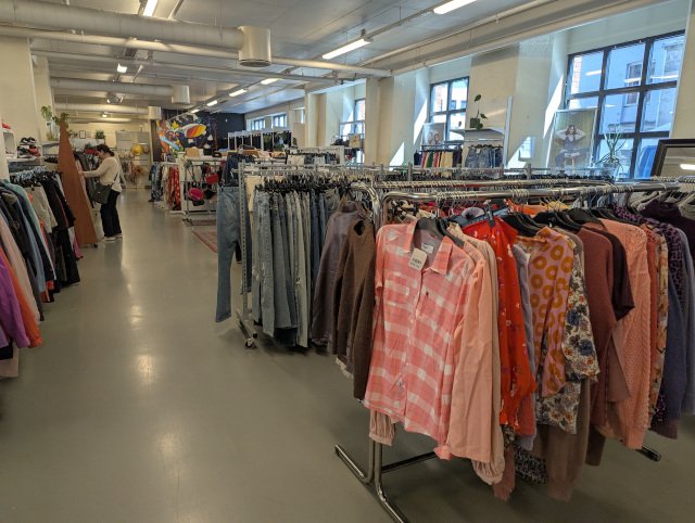 Inside Fretex Bergen